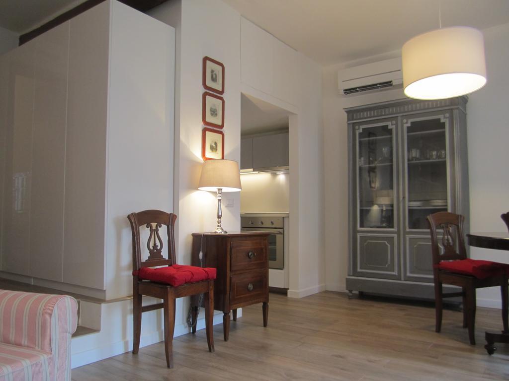 Charming And Elegant Apartment Historic Center Of Milano Exteriör bild