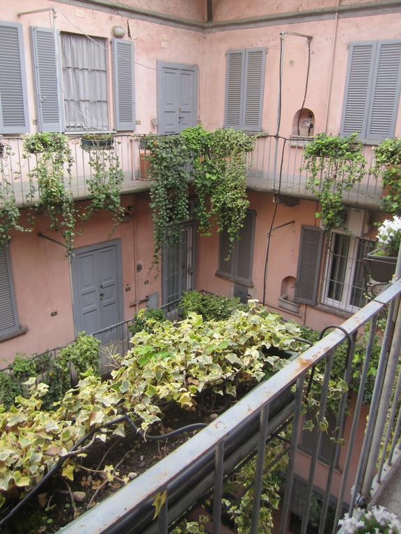 Charming And Elegant Apartment Historic Center Of Milano Exteriör bild